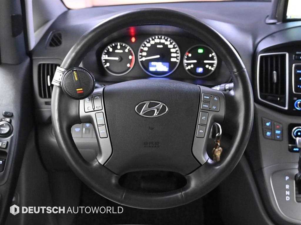 HYUNDAI Starex 2018 Gris - Importación desde Corea - HF Imports Iquique - Foto 13