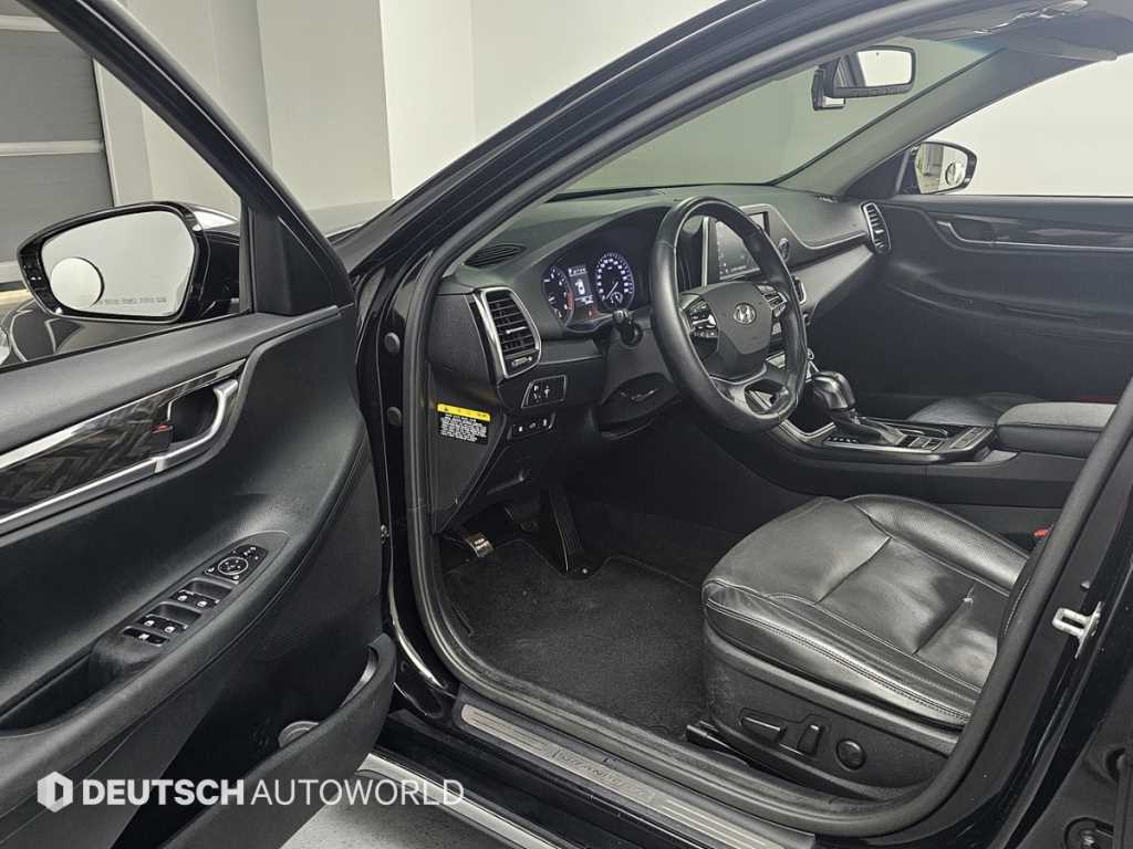 HYUNDAI Grandeur - Vista 11