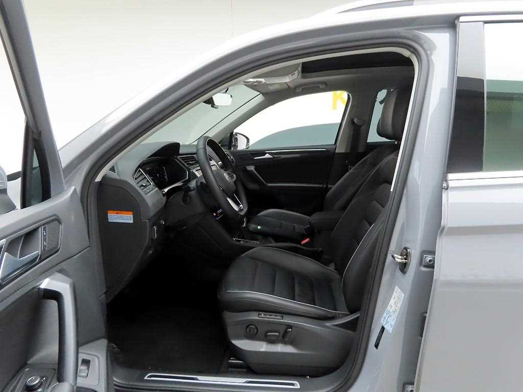 Volkswagen Tiguan - Vista 11