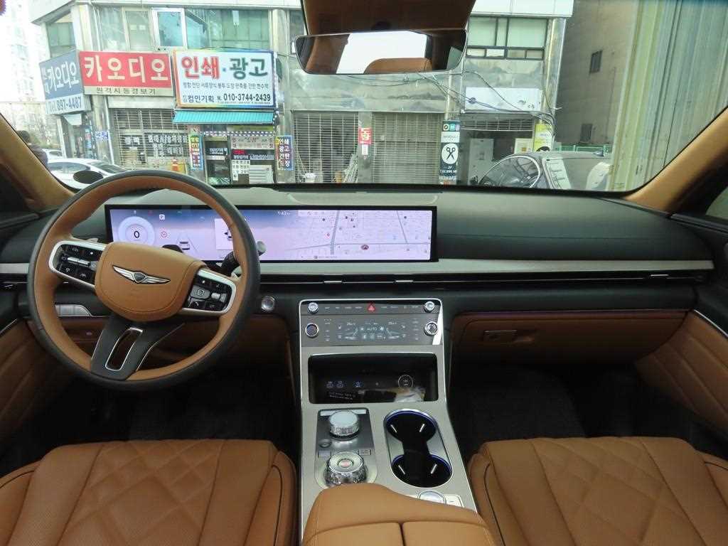 Genesis GV80 - Vista 7