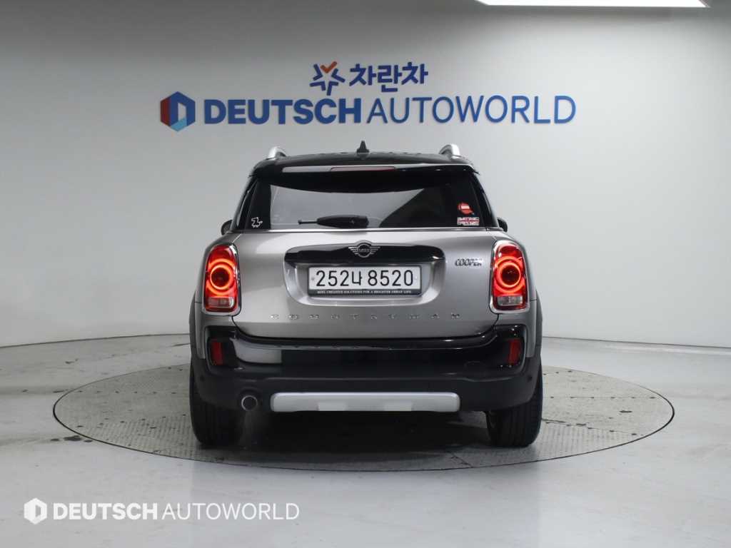 Mini Countryman - Vista 4