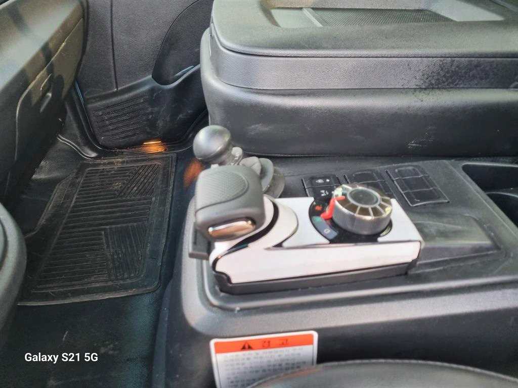 medium and large cargo Cargo 2022 Blanco - Importación desde Corea - HF Imports Iquique - Foto 15