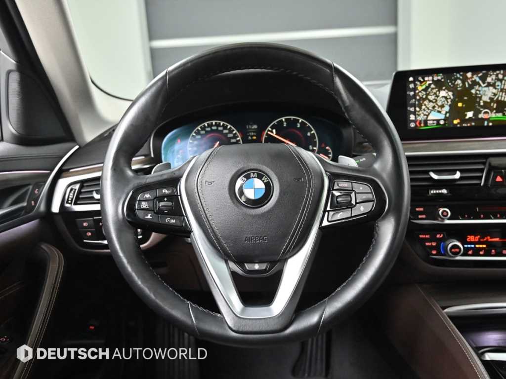 BMW 5 Series 2019 Gris - Importación desde Corea - HF Imports Iquique - Foto 13