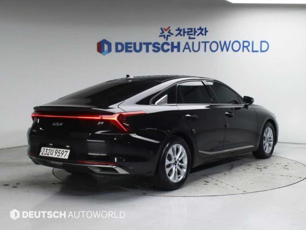 KIA K8 - Vista 5