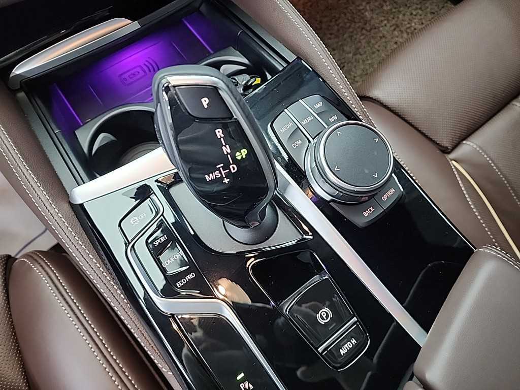 BMW 5 Series - Vista 8