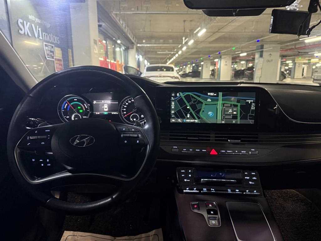 HYUNDAI Grandeur - Vista 6