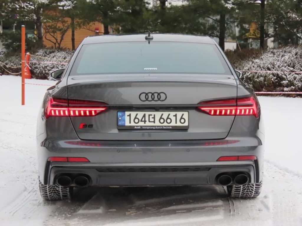 Audi S6 - Vista 4