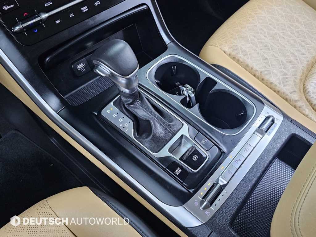 KIA Carnival - Vista 9