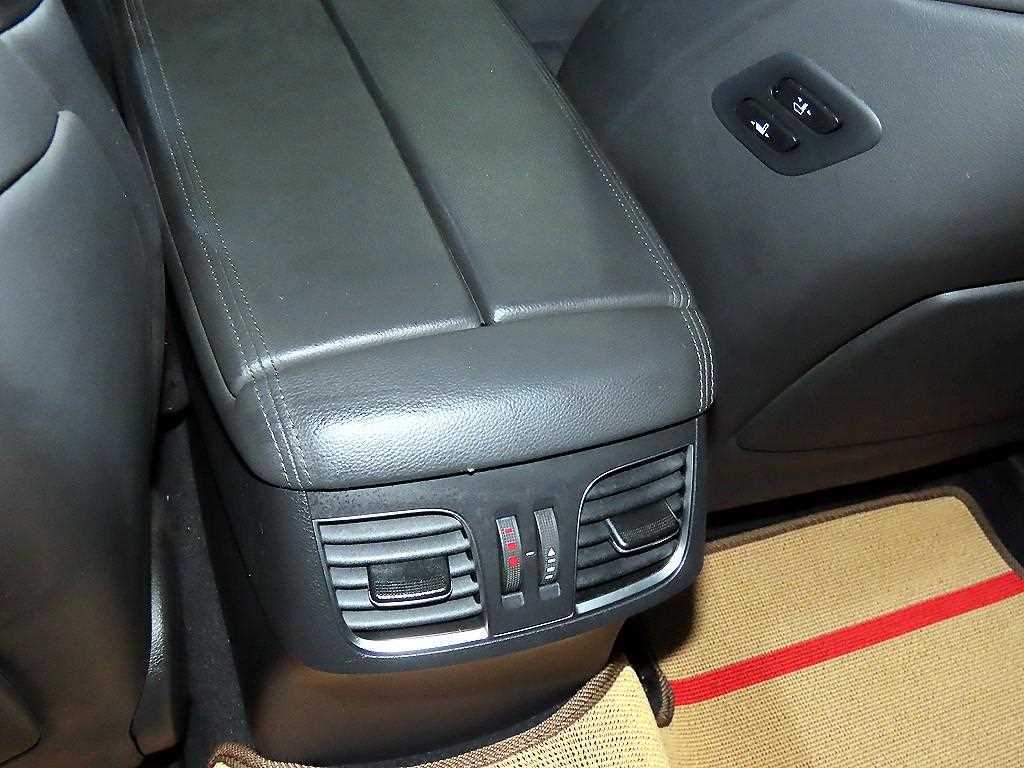 Genesis G80 2019 Gris - Importación desde Corea - HF Imports Iquique - Foto 13