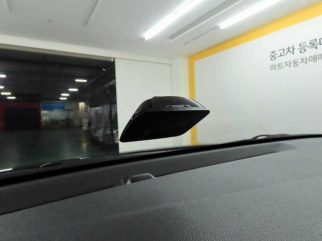 HYUNDAI Avante 2018 Negro - Importación desde Corea - HF Imports Iquique - Foto 13