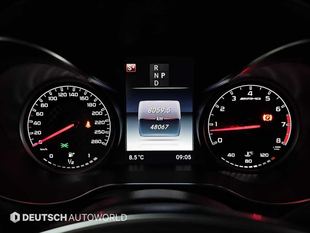 Mercedes Benz GLC Class - Vista 8