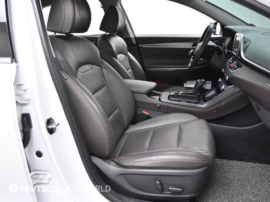 HYUNDAI Grandeur - Vista 10