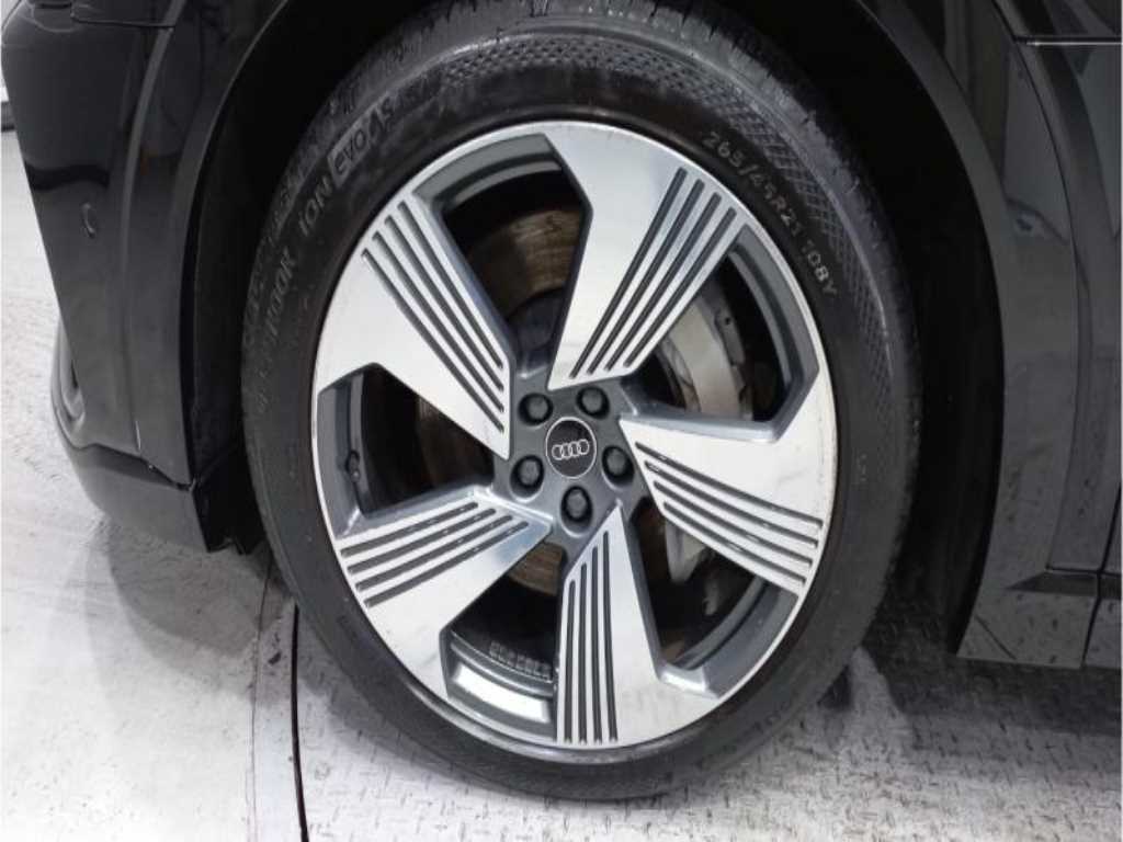 Audi e-Tron - Vista 5