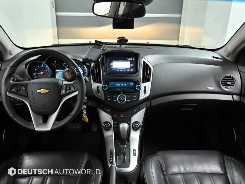 Chevrolet Cruise - Vista 7
