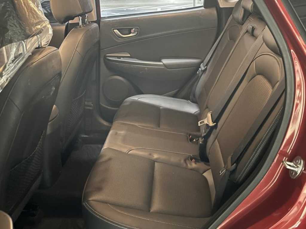 HYUNDAI Kona - Vista 6