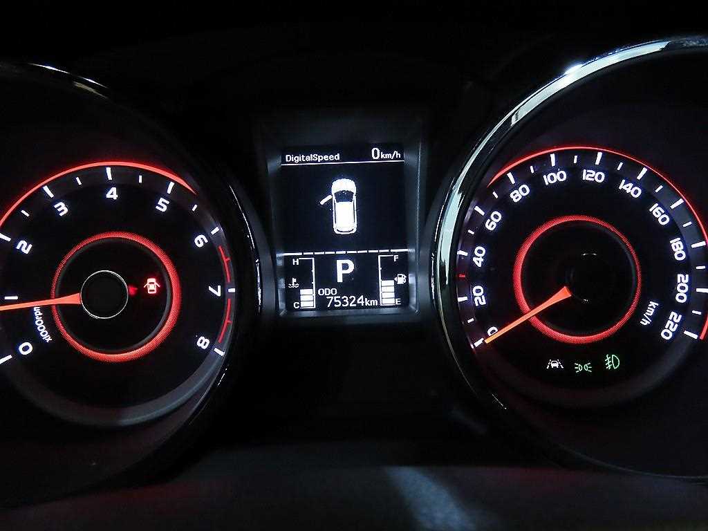 Ssangyong Tivoli - Vista 9