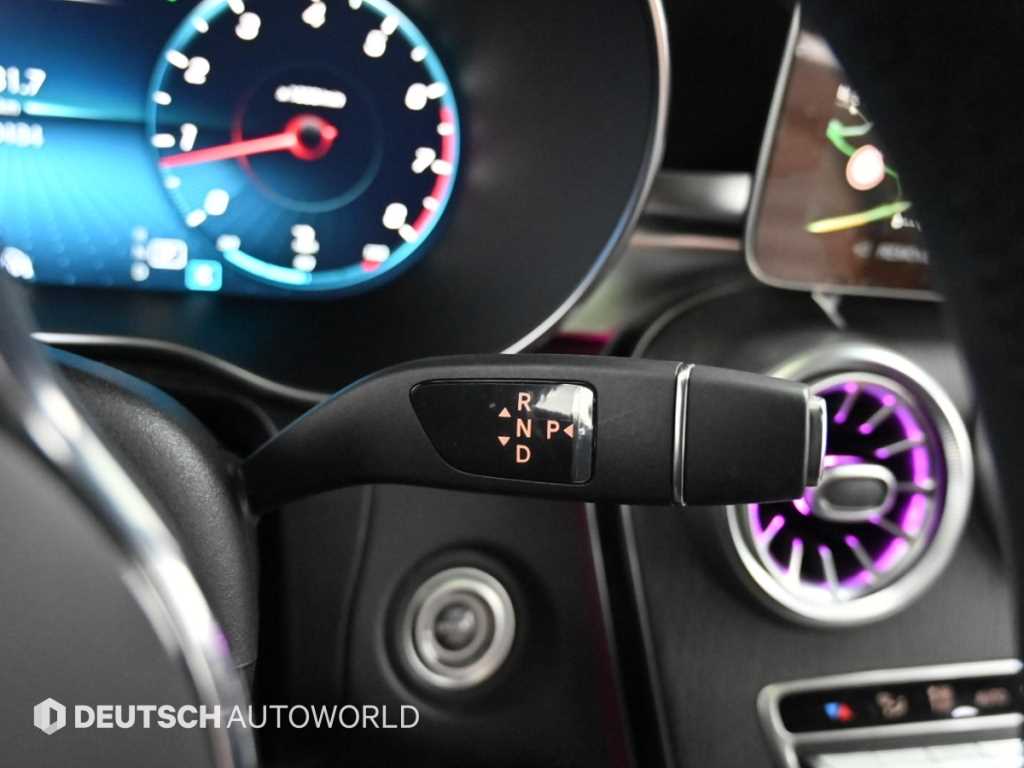 Mercedes Benz GLC Class - Vista 9