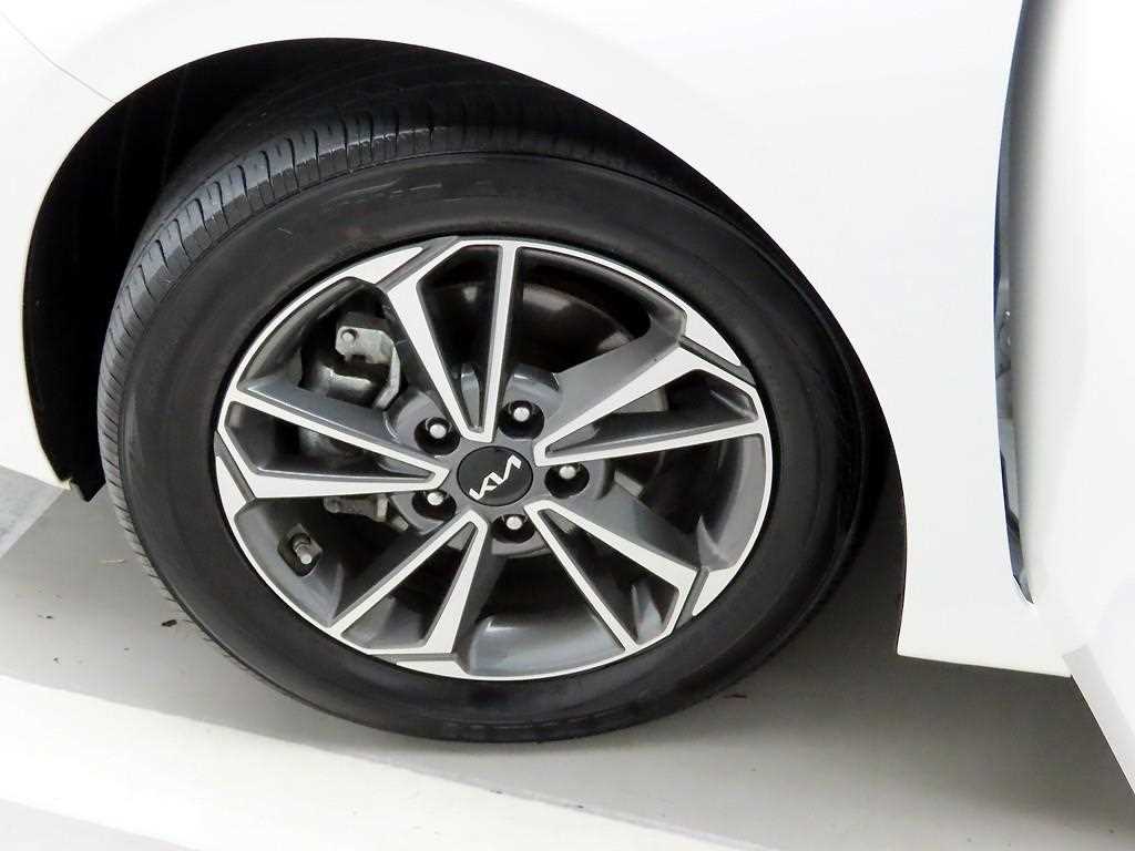 KIA K3 2022 Blanco - Importación desde Corea - HF Imports Iquique - Foto 18