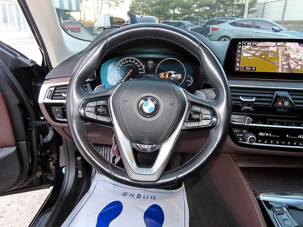 BMW 5 Series - Vista 8