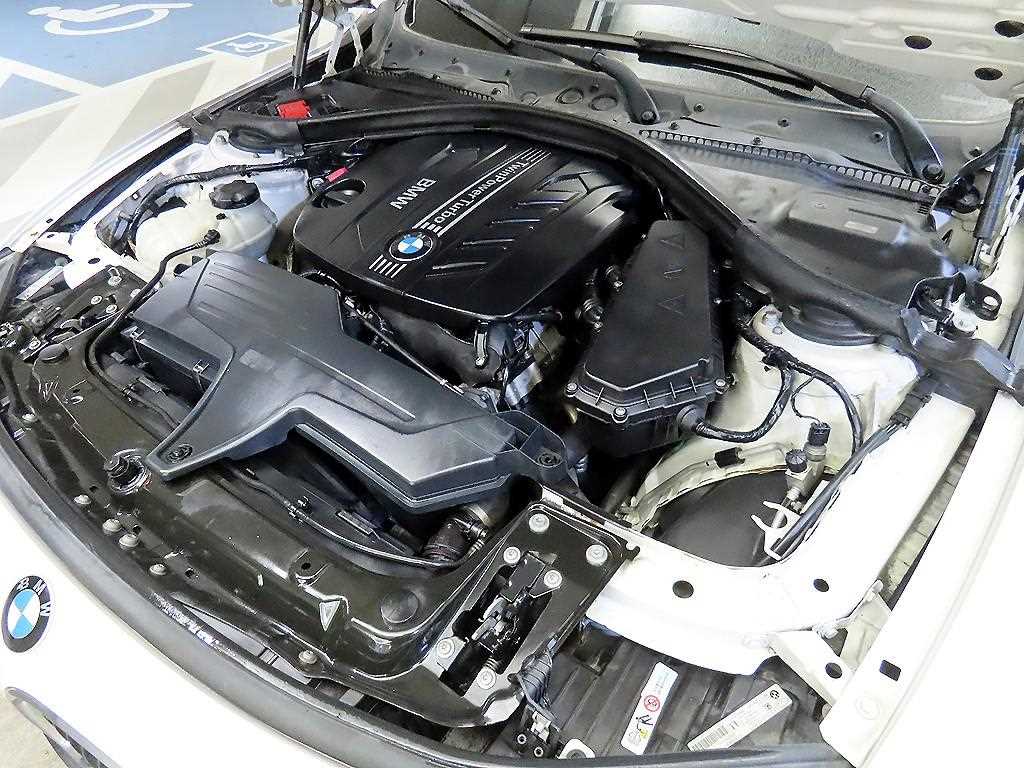 BMW 3 series 2013 Blanco - Importación desde Corea - HF Imports Iquique - Foto 19