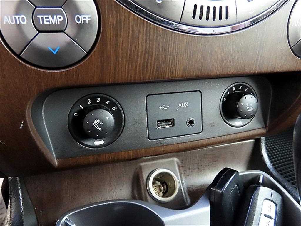 Ssangyong Rexton 2013 Plateado - Importación desde Corea - HF Imports Iquique - Foto 13