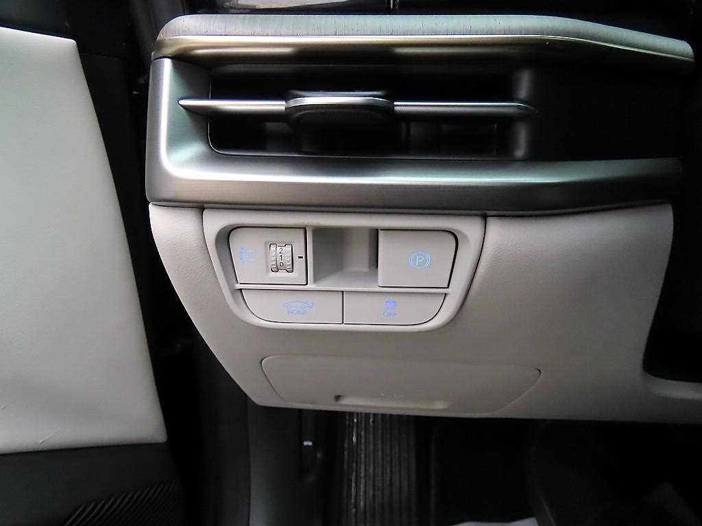 HYUNDAI Grandeur - Vista 12