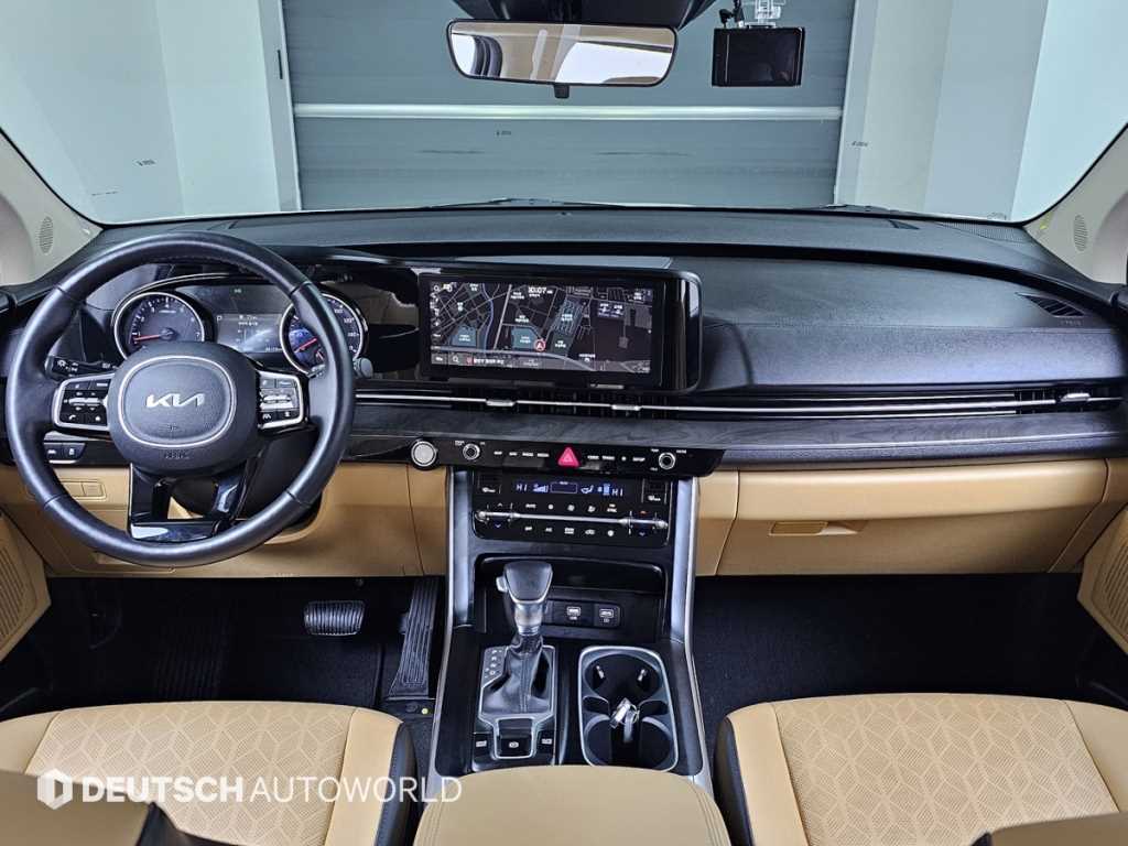 KIA Carnival - Vista 7