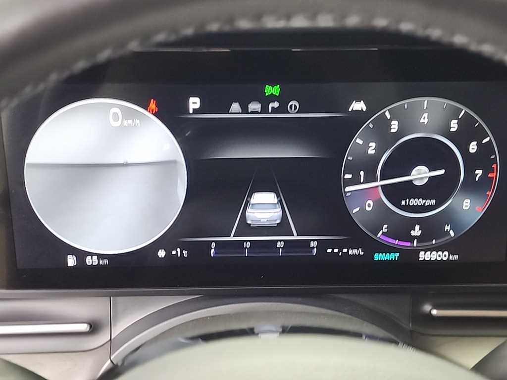 KIA Carnival - Vista 6