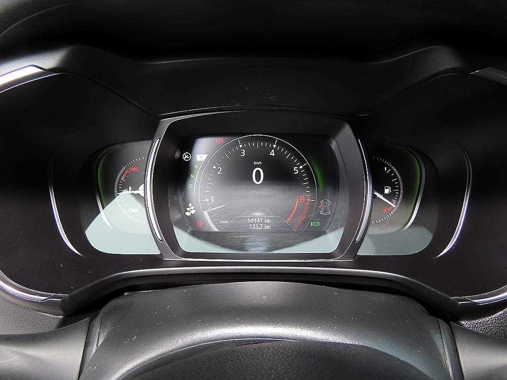 SAMSUNG QM6 - Vista 9