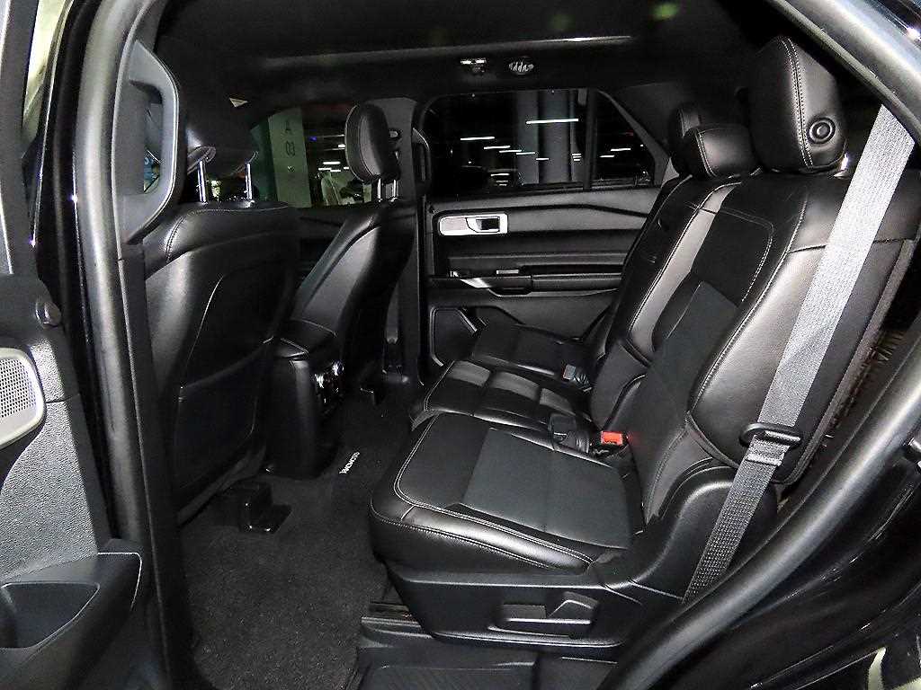 Ford Explorer - Vista 7