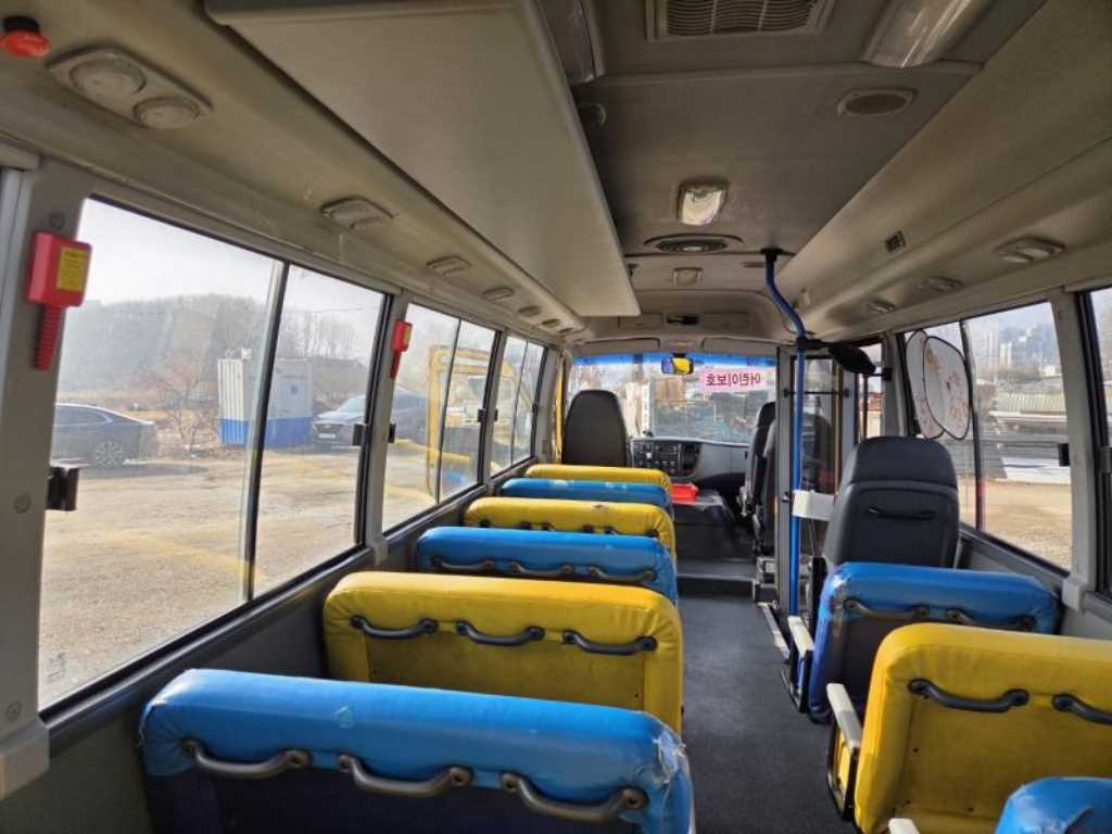 medium and large bus Medium Daewoo Bus - Vista 11