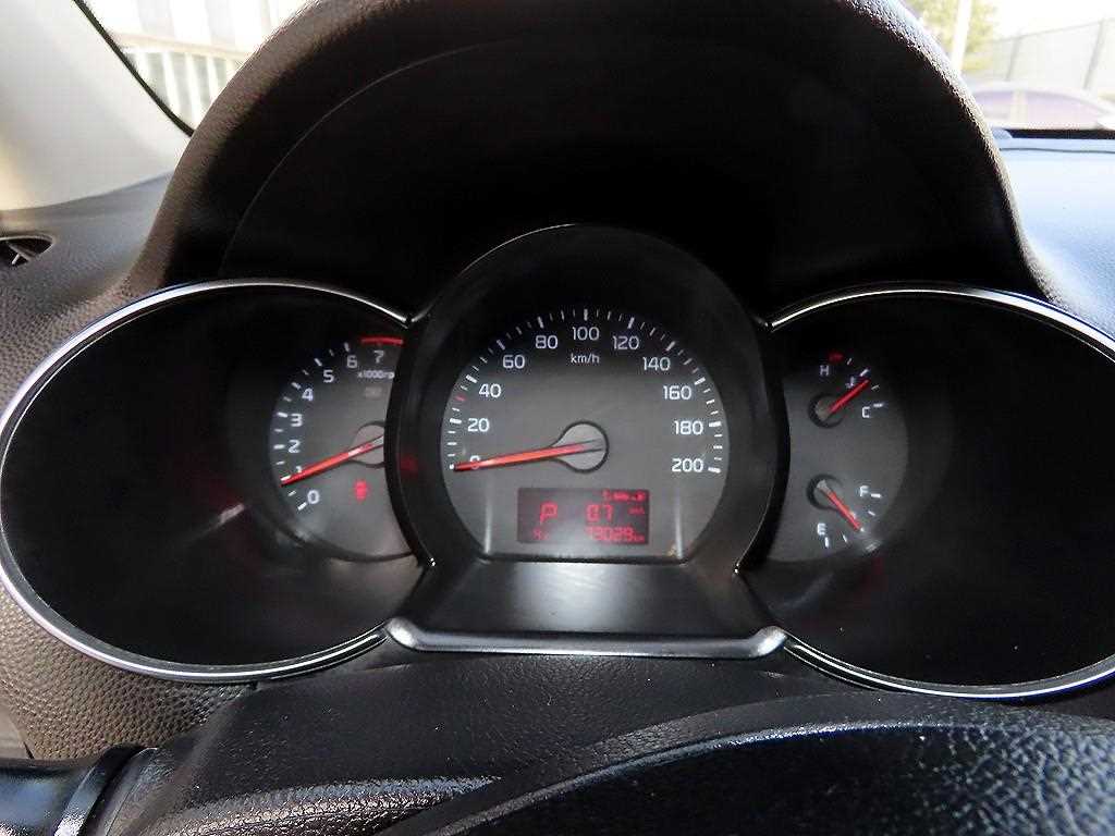 KIA Morning - Vista 9