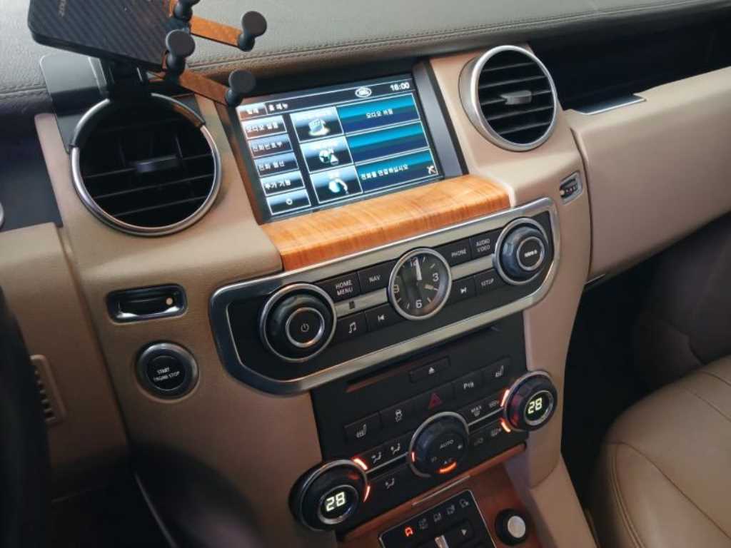 Land Rover Discovery 2013 Blanco - Importación desde Corea - HF Imports Iquique - Foto 13