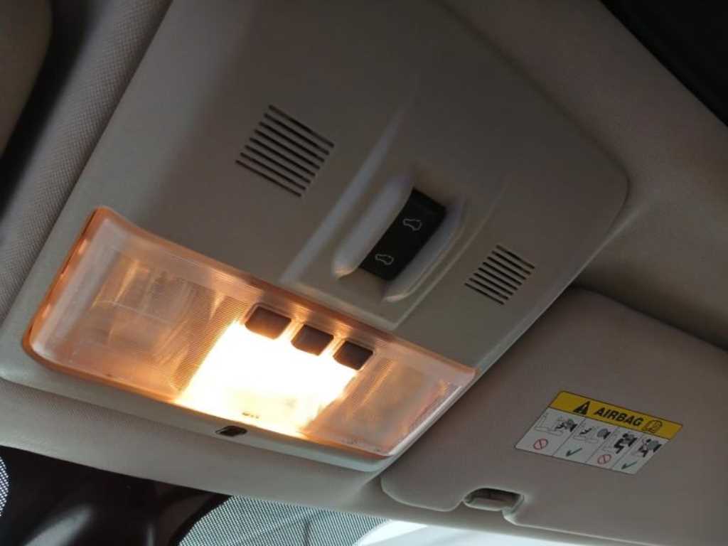 Land Rover Discovery 2013 Blanco - Importación desde Corea - HF Imports Iquique - Foto 16