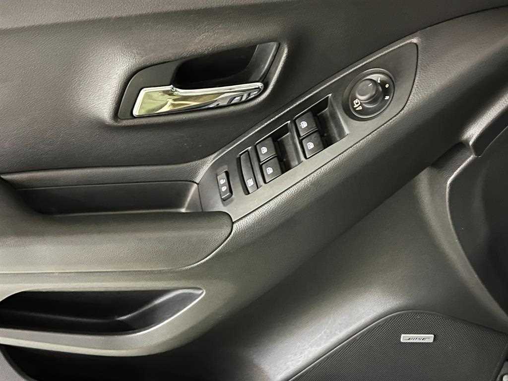 Chevrolet Trax 2019 Negro - Importación desde Corea - HF Imports Iquique - Foto 13