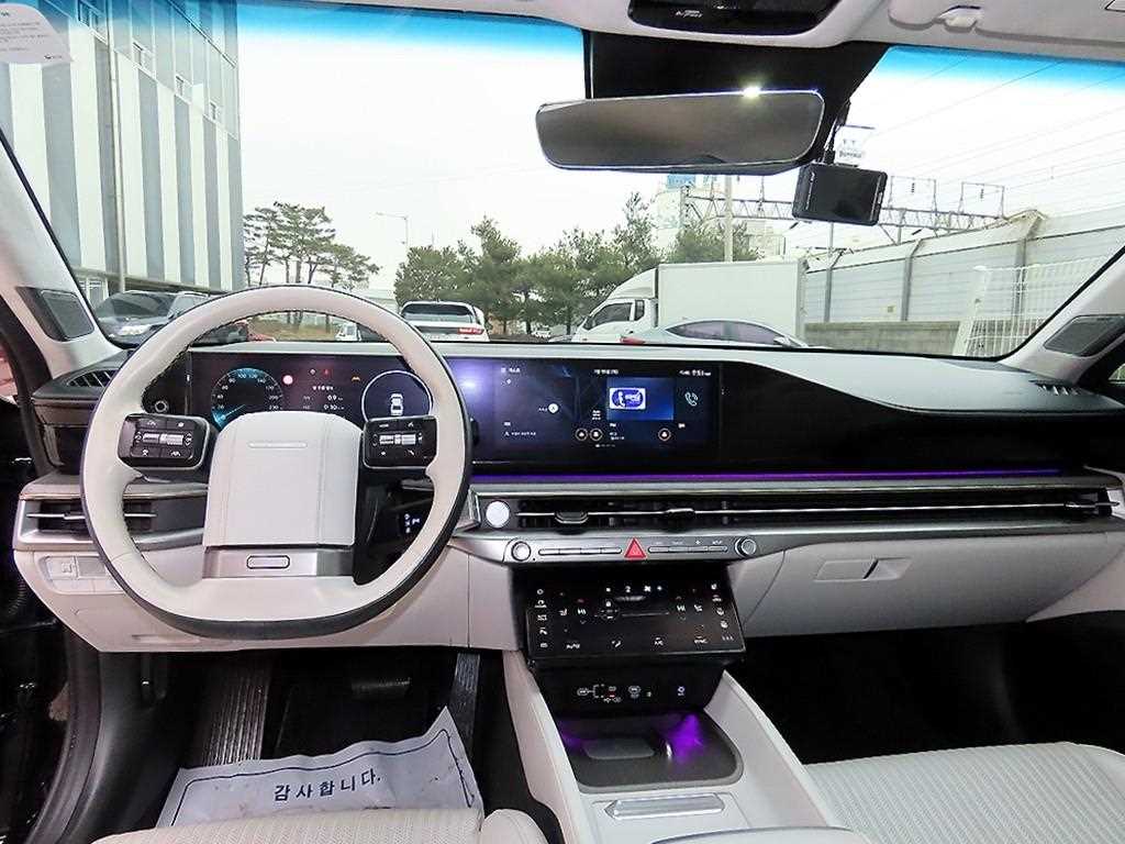 HYUNDAI Grandeur - Vista 7