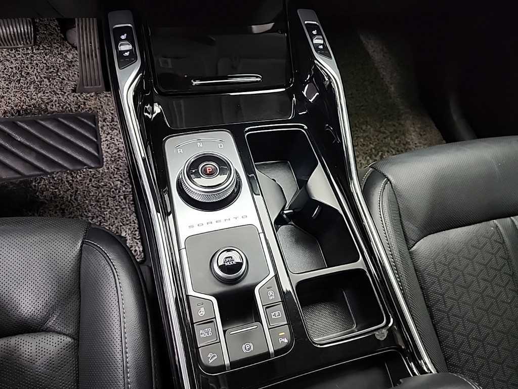 KIA Sorento - Vista 8