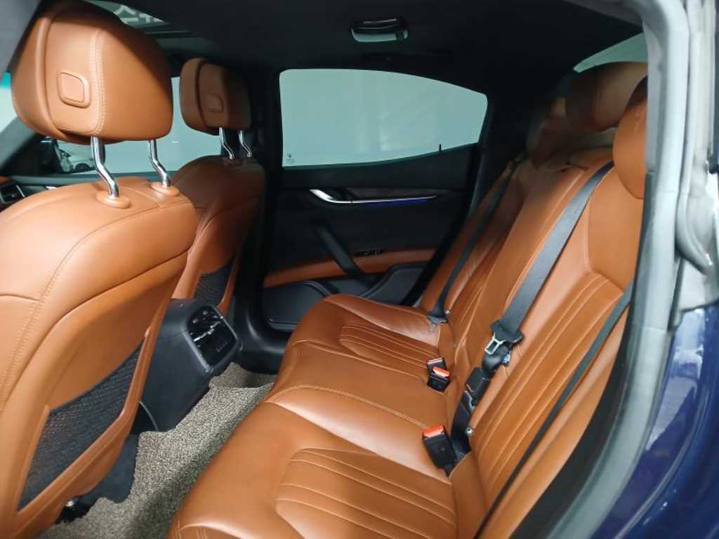 Maserati Ghibli - Vista 8