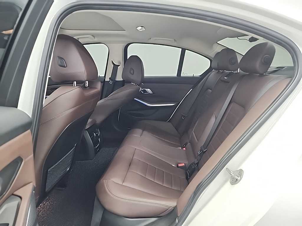 BMW 3 series - Vista 12