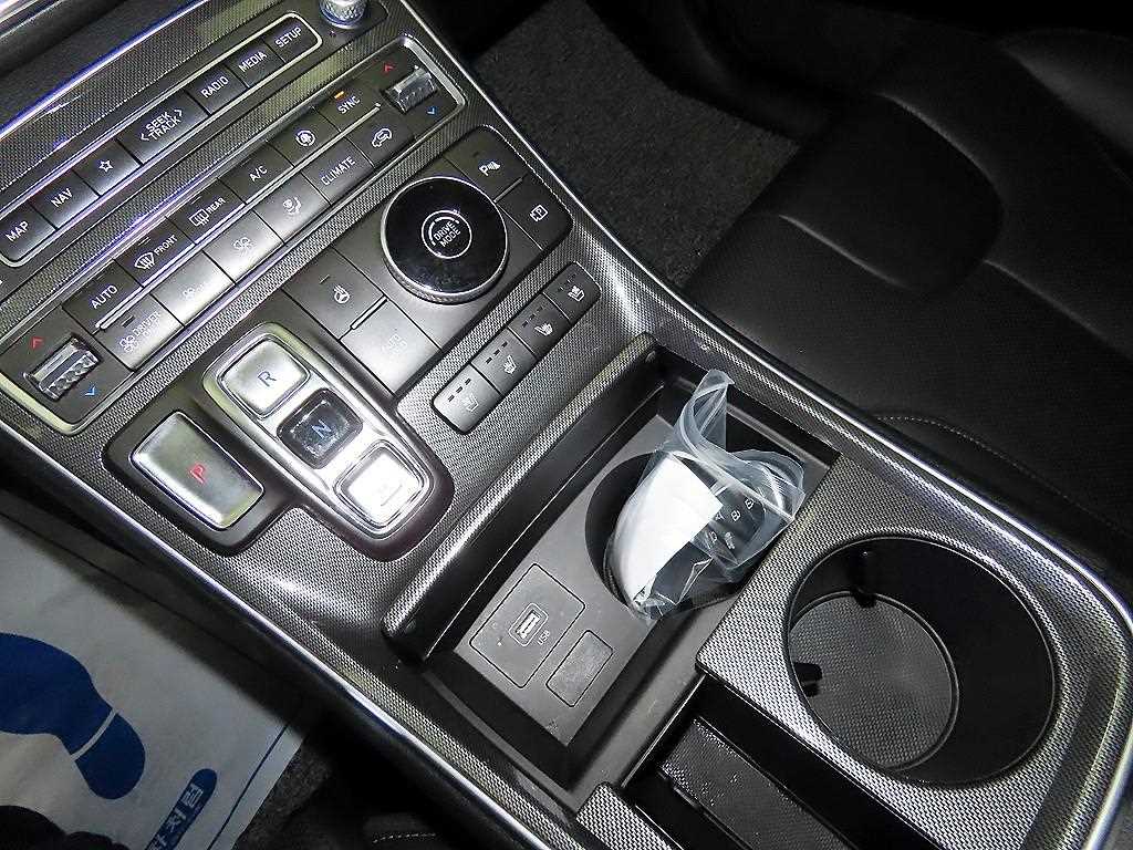 HYUNDAI Santa Fe - Vista 12