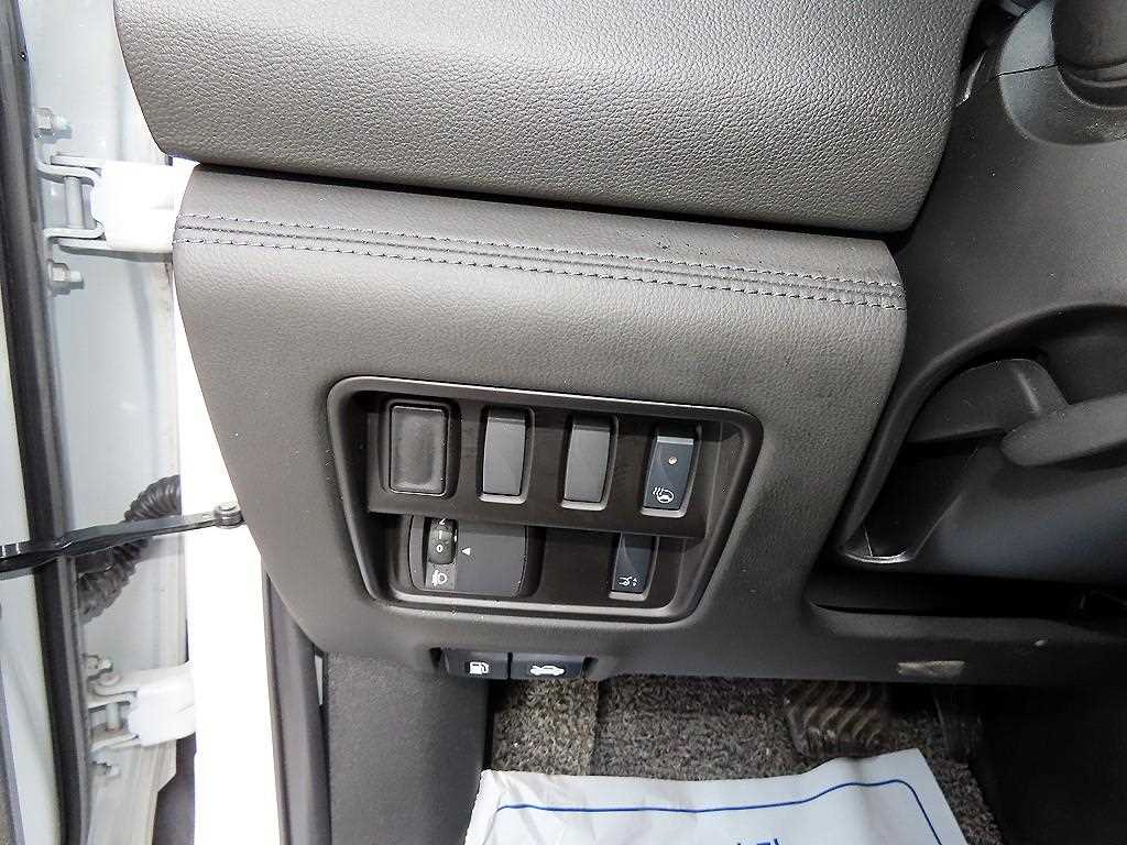 SAMSUNG QM6 - Vista 12