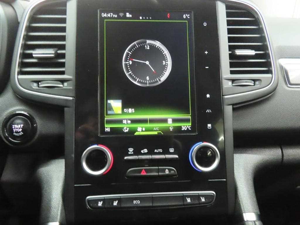 SAMSUNG QM6 - Vista 11