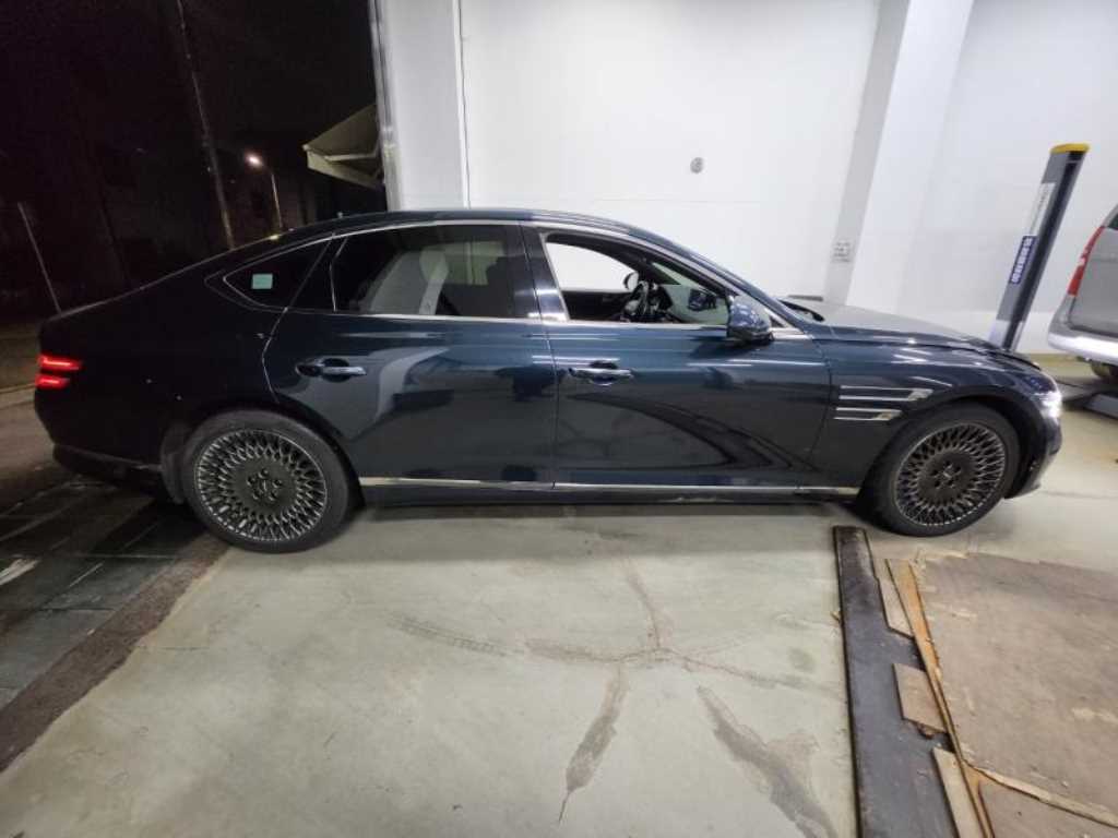 Genesis G80 - Vista 4