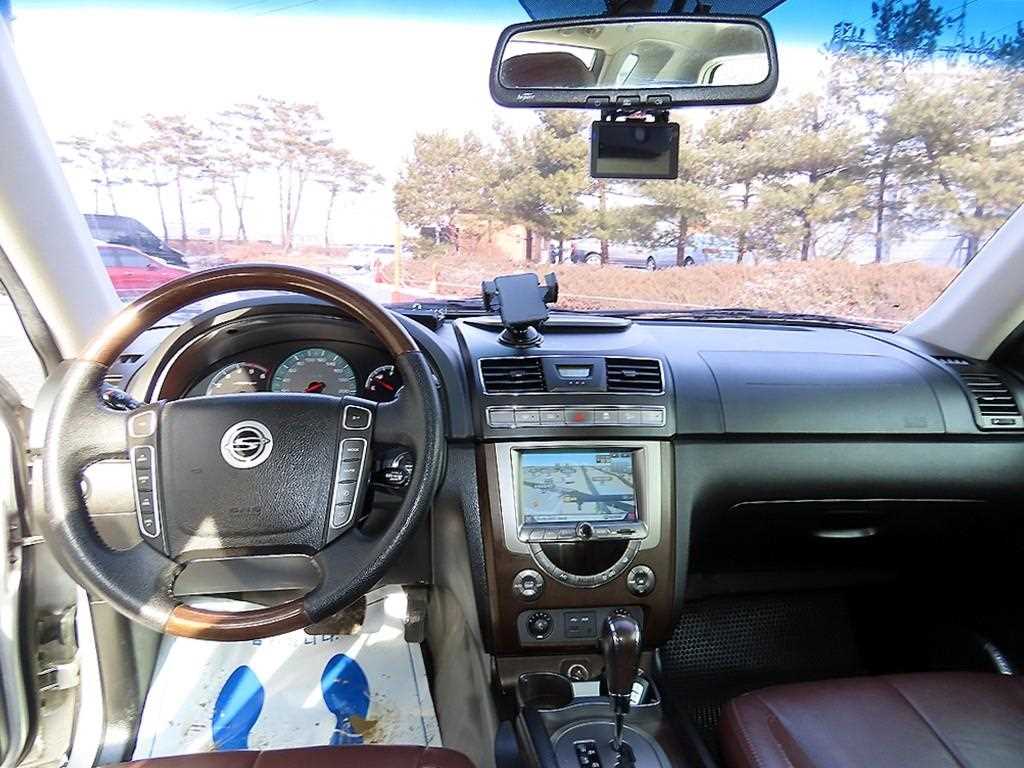 Ssangyong Rexton - Vista 7