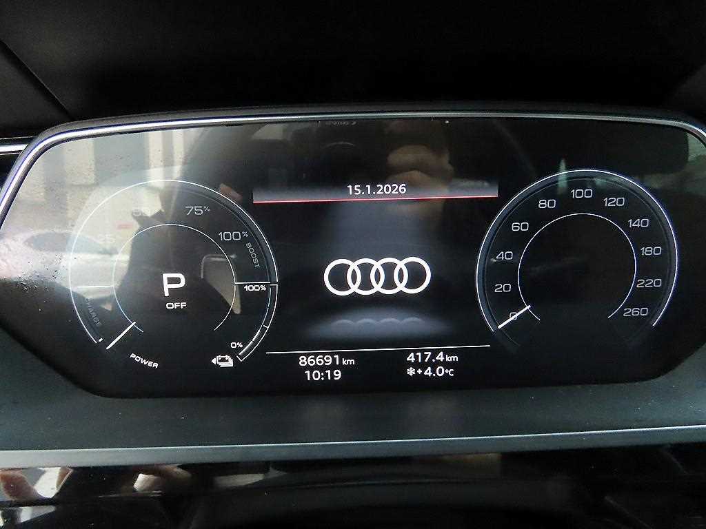 Audi e-Tron - Vista 10