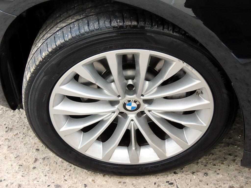 BMW 5 Series 2019 Negro - Importación desde Corea - HF Imports Iquique - Foto 20