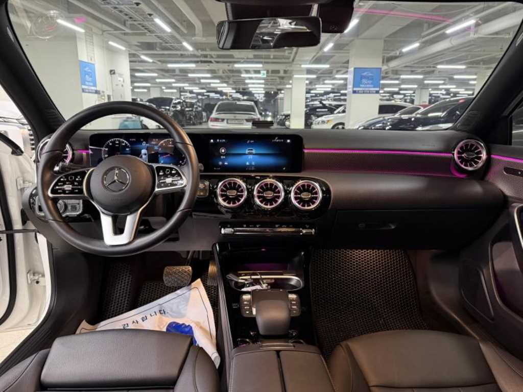 Mercedes Benz A Class - Vista 6