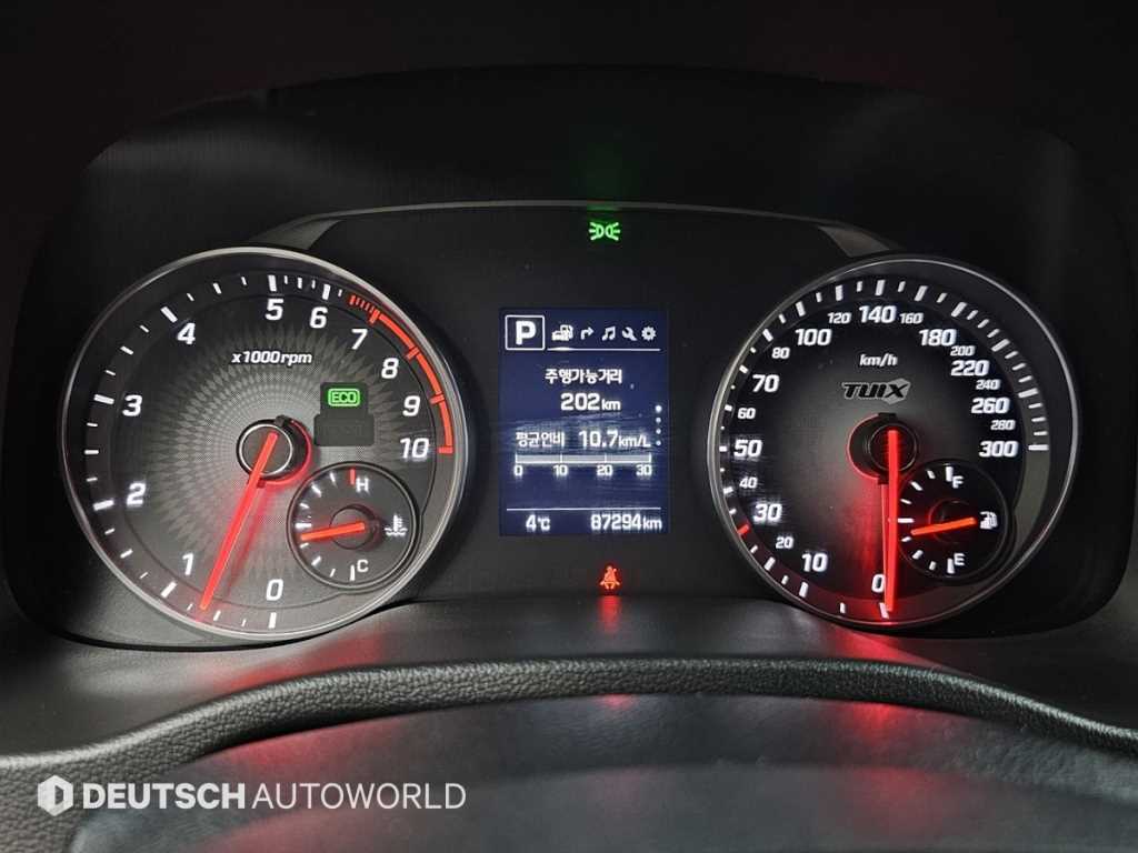 HYUNDAI Avante - Vista 8