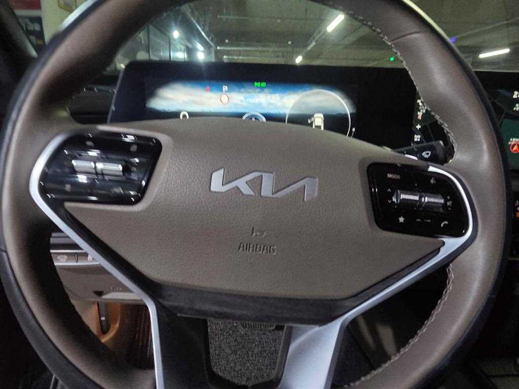 KIA K8 - Vista 8