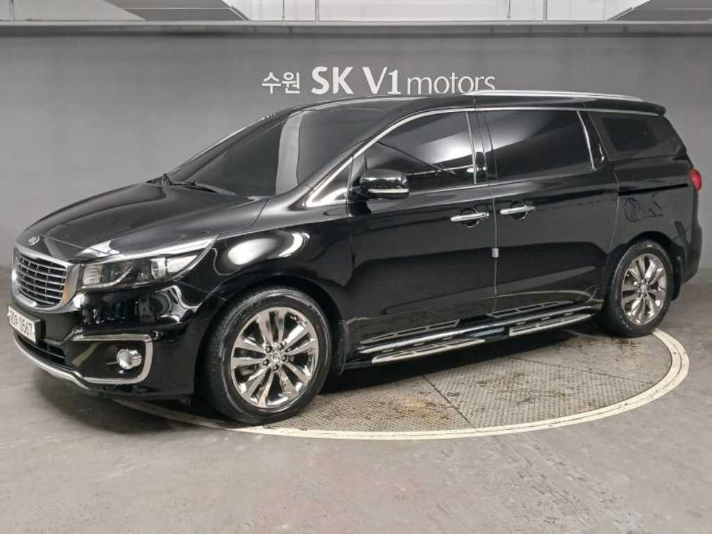 KIA Carnival - Vista 4